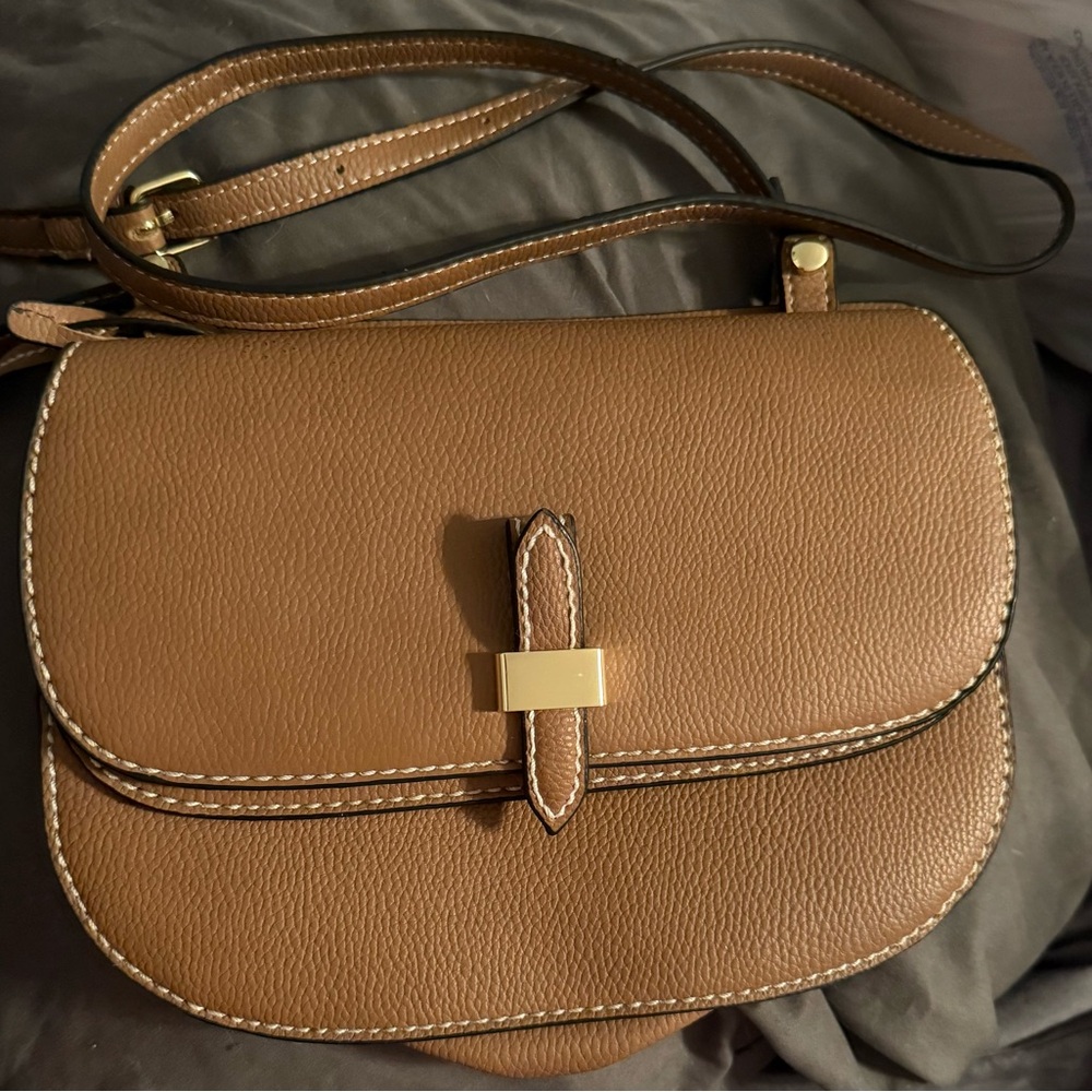 London Fog Tan Crossbody Bag with Classic Saddle Design